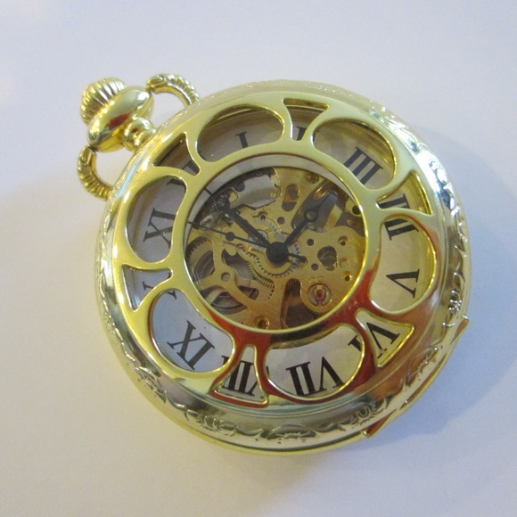 Golden Brass Filigree Geometric Winding Open Concept Pocket Watch Pendant main image 14